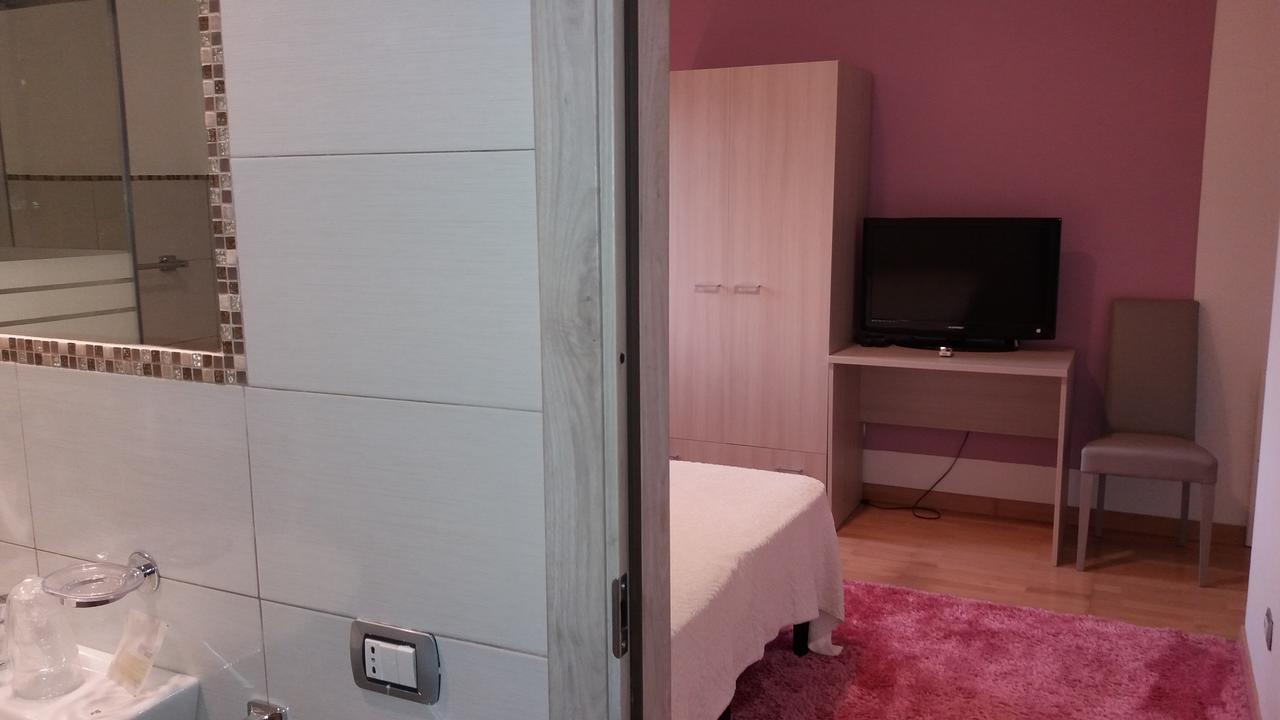 Settimo Cielo Bed and Breakfast San Teodoro  Exterior foto