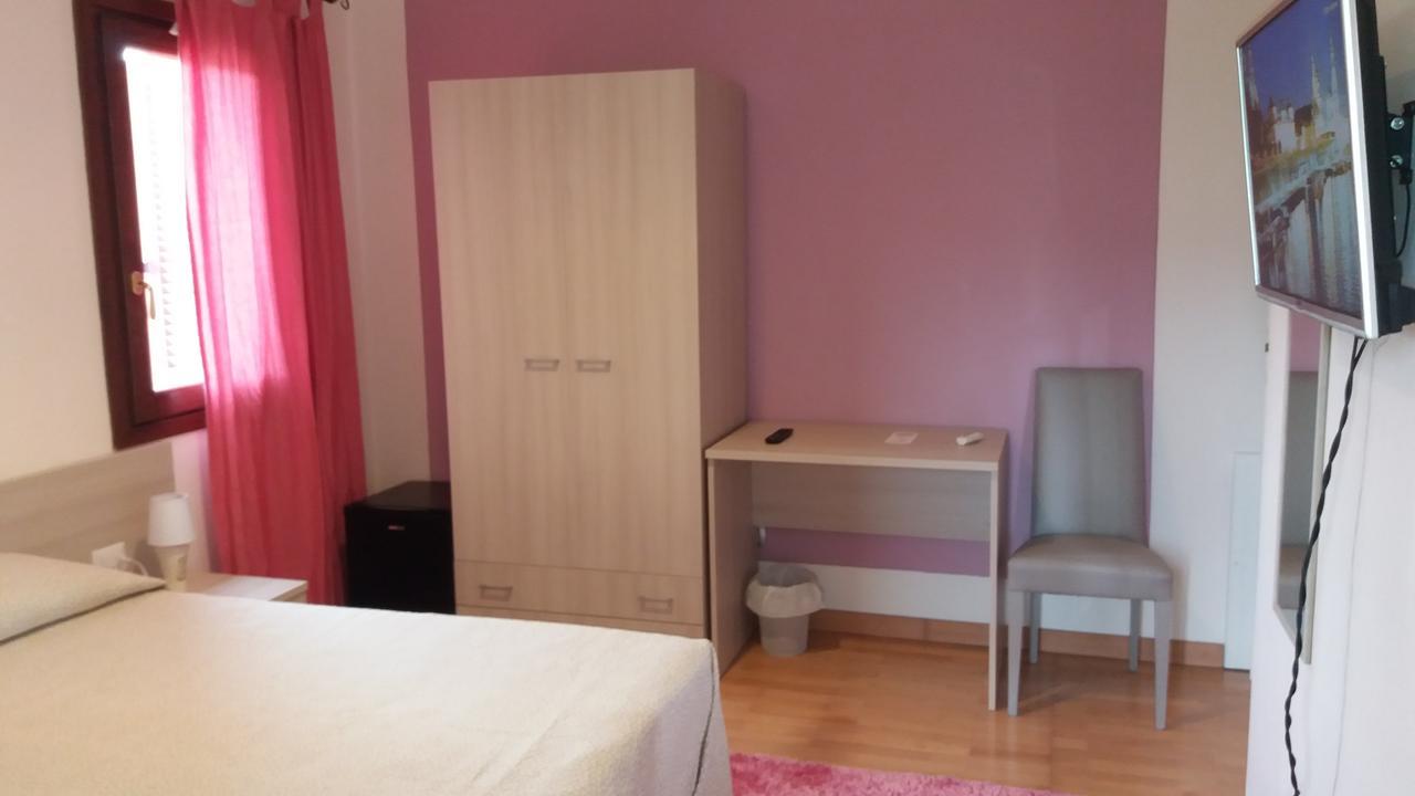 Settimo Cielo Bed and Breakfast San Teodoro  Exterior foto